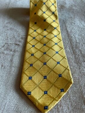 Faconnable silk tie gold with blue flowers